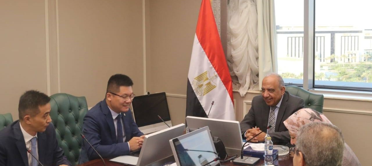Egypt cooperates with Huawei to localize metering technology, combat electricity theft

