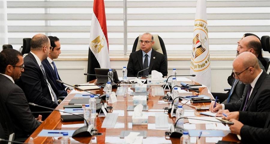 وزير الاستثمار يبحث مع DPI خطط زيادة استثماراتها في مصر