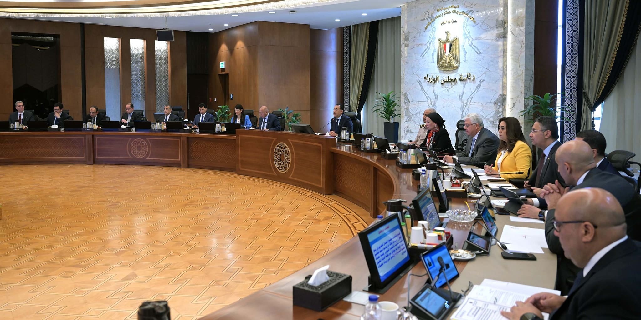 مجلس الوزراء يوافق على مشروع قانون العلاوة تنفيذاً لتوجيهات الرئيس