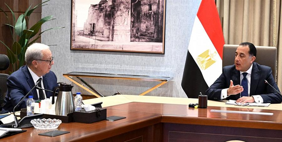 الحكومة تستعد لنقل 40 شركة إلى الصندوق السيادي وطرح 20 بالبورصة