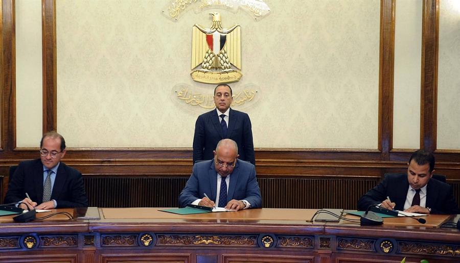 الحكومة توقع بروتوكولًا لتمويل مشروعات طاقة متجددة بقدرات 4750 ميجاوات