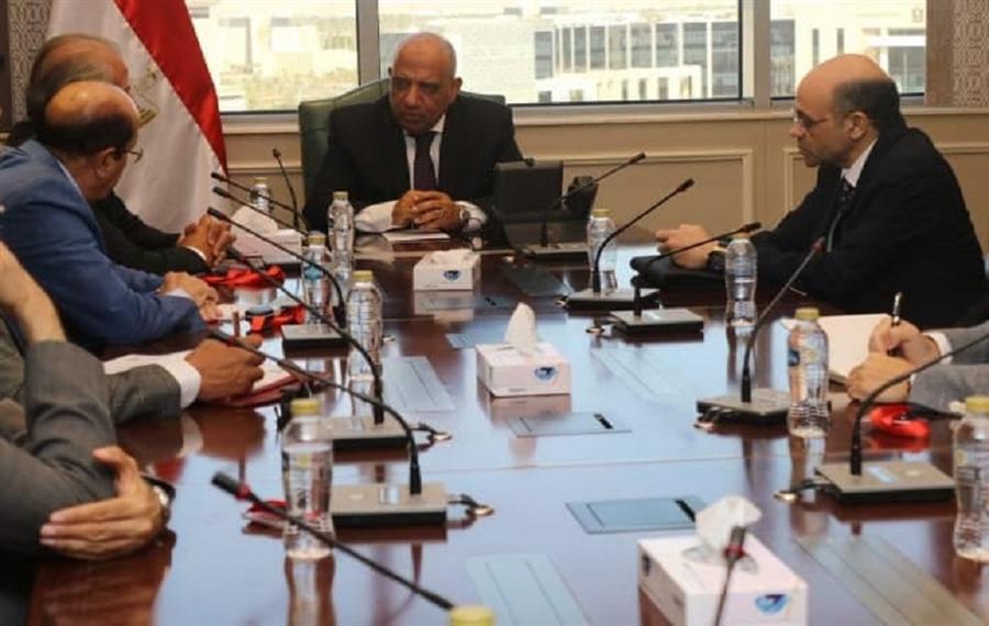 مصر تبحث إنشاء مجمع صناعي متكامل لاستخلاص العناصر الأرضية النادرة من الخامات المحلية مصر تبحث إنشاء مجمع صناعي متكامل لاستخلاص العناصر الأرضية النادرة من الخامات المحلية