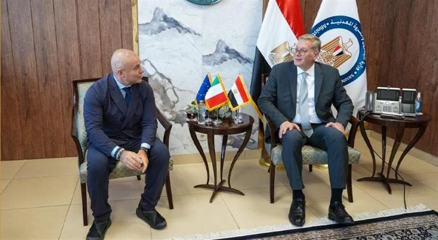 مصر وإيطاليا تبحثان دعم الشراكة في البترول والغاز وفرص الاستثمار والطاقة المستدامة