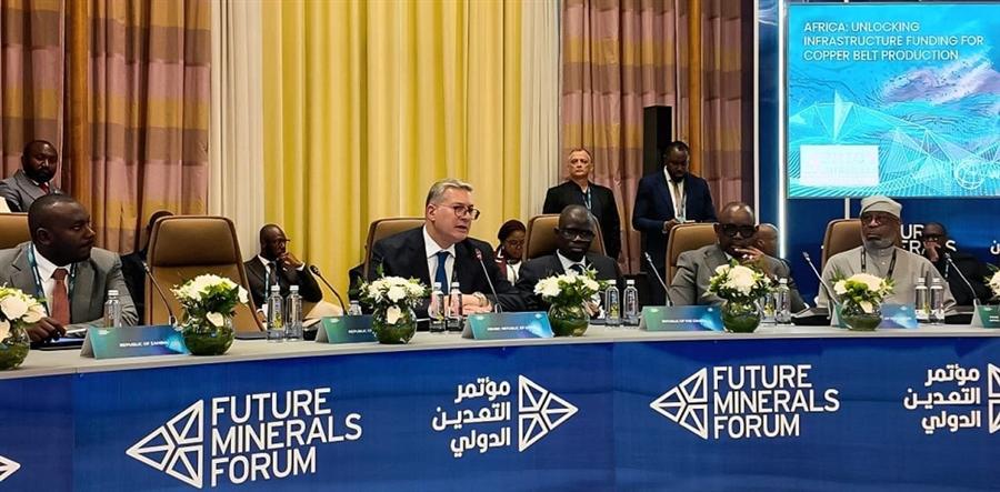 وزير البترول يستعرض تجربة مصر في تمويل البنية التحتية التعدينية