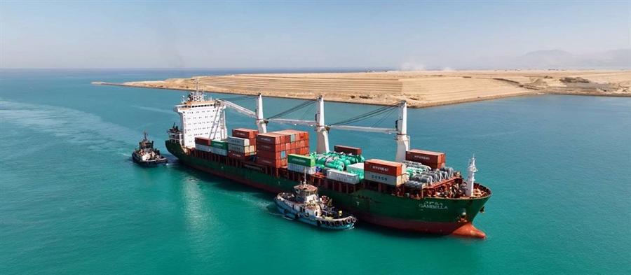 ميناء السخنة يبدأ التشغيل التجريبي لمحطة جديدة بطاقة 10 ملايين طن سنويًا