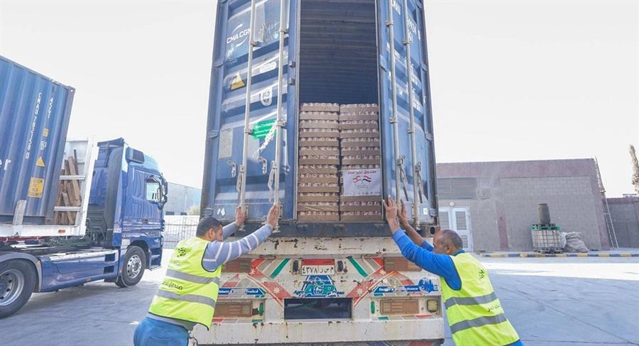 مصر ترسل 1000 طن مساعدات إغاثية عاجلة إلى لبنان لدعم المتضررين من أزمة النزوح