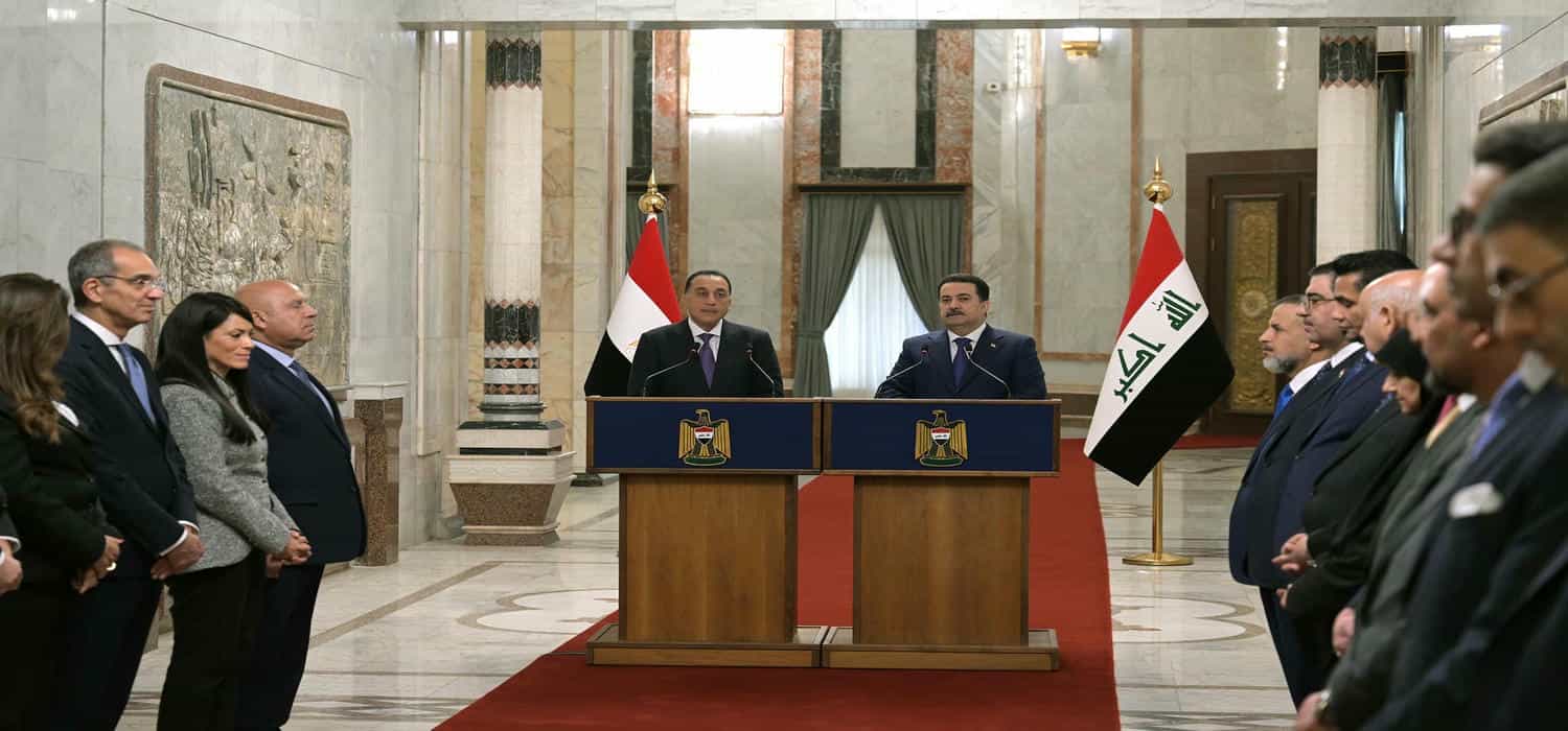 مصر والعراق يوقعان 12 مذكرة تفاهم لتعزيز التعاون بين البلدين
