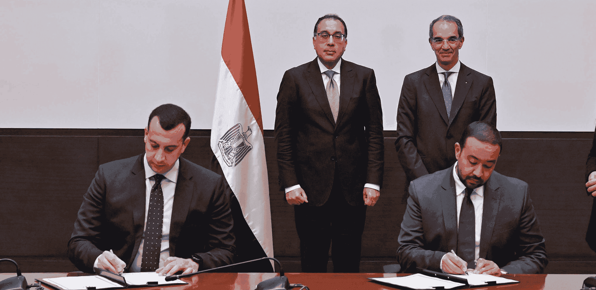 NTRA grants 5G mobile services license to Telecom Egypt