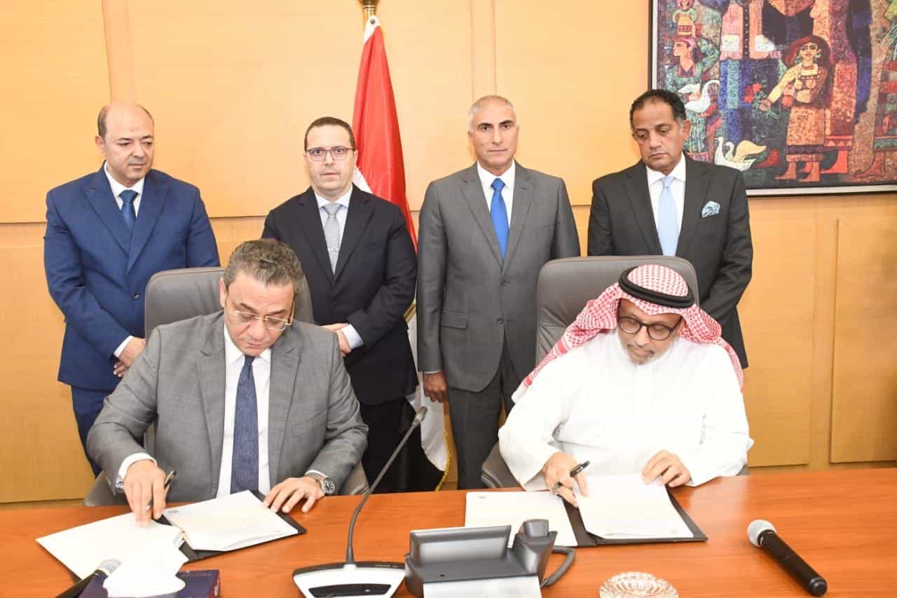 شركة عقارية سعودية توقع عقدًا لمبادلة أراض في مطروح بأخرى في القاهرة الجديدة
