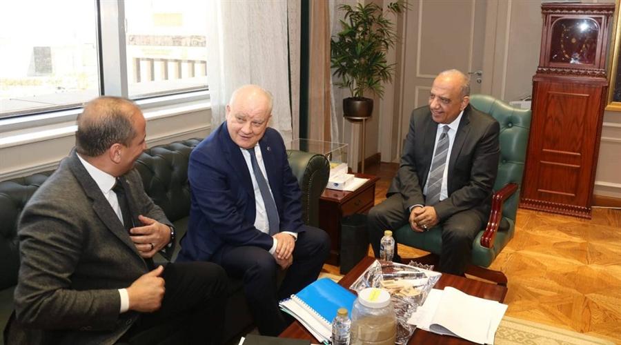 وزير الكهرباء يبحث مع روساتوم تطورات تنفيذ مشروع محطة الضبعة النووية