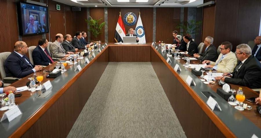 مصر ترفع كفاءة معامل التكرير إلى 80% لتقليل الاعتماد على الاستيراد