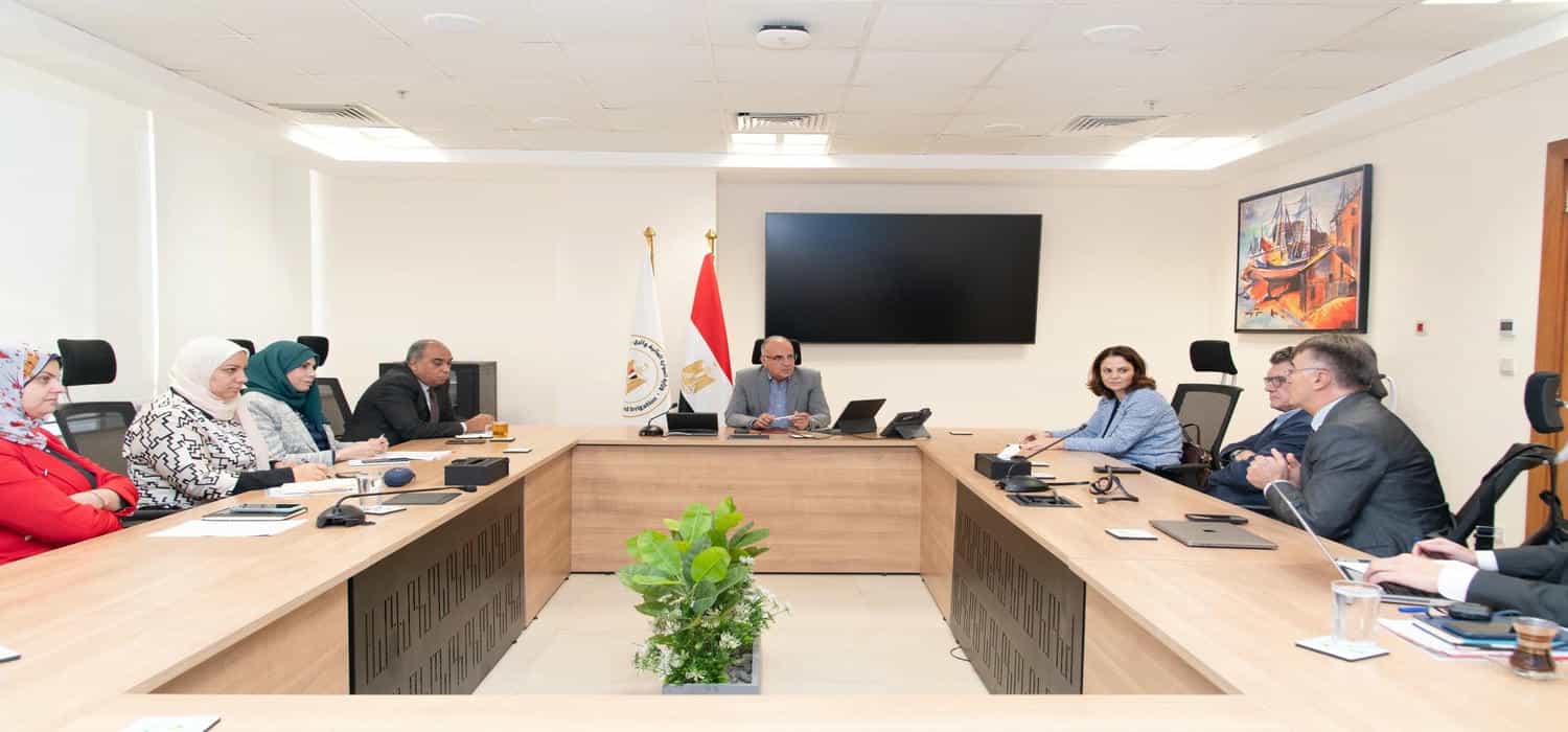 وزير الري يبحث التعاون في مجال المياه مع الوكالة الإيطالية للتعاون الإنمائي
