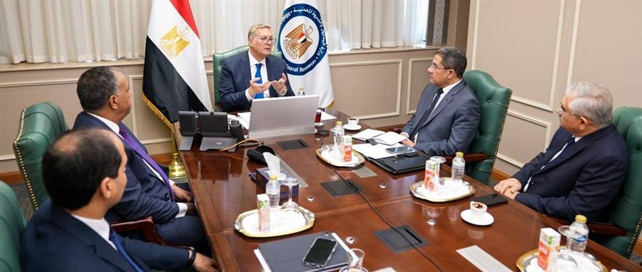 مصر تضع آلية لتعزيز الإنتاج النفطي بالتعاون مع الشركات العالمية
