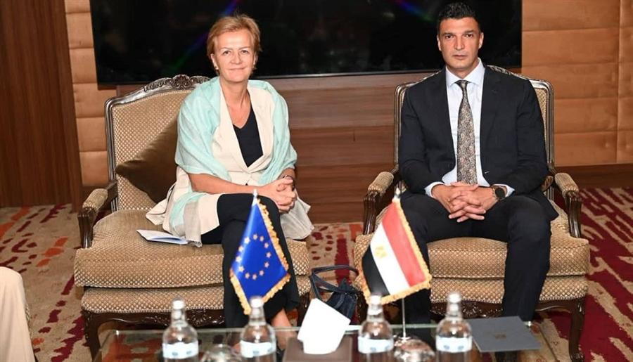 مصر والاتحاد الأوروبي يبحثان تعزيز التعاون الصناعي ودعم المشروعات الصغيرة