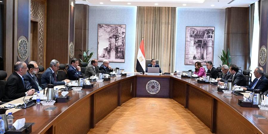 الحكومة تعتزم إطلاق برنامج قومي لضبط الأسواق واستقرار أسعار السلع
