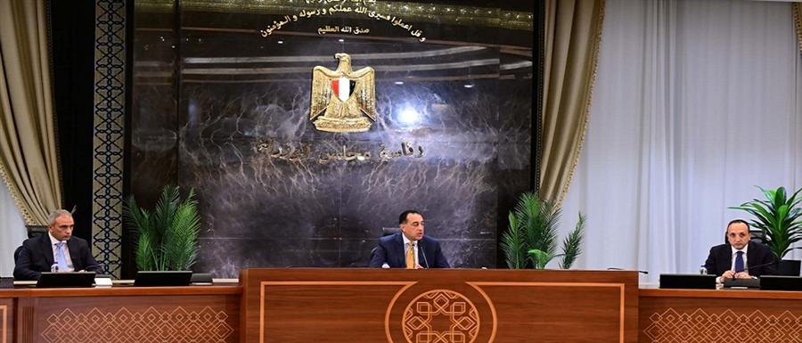 افتتاح توسعات مصنع شنايدر إلكتريك وتصدير منتجات مصرية إلى فرنسا