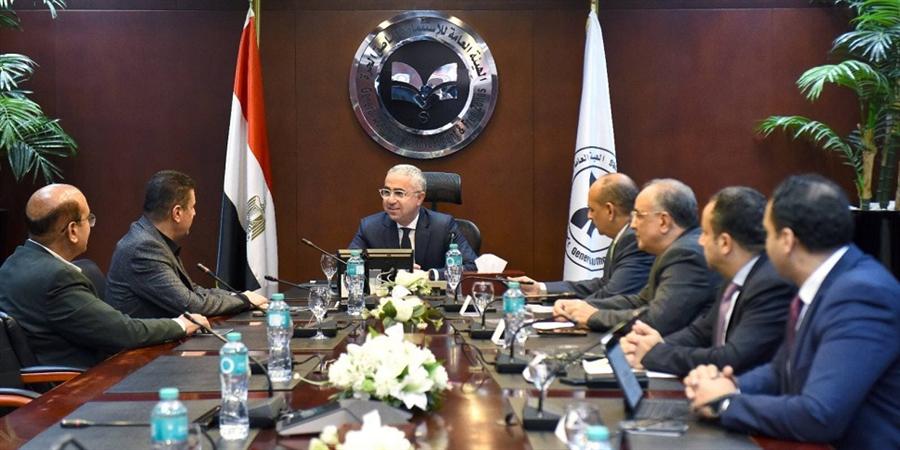 بحث إجراءات تأسيس مشروع صناعي للفوسفات باستثمارات 40 مليون دولار بقنا