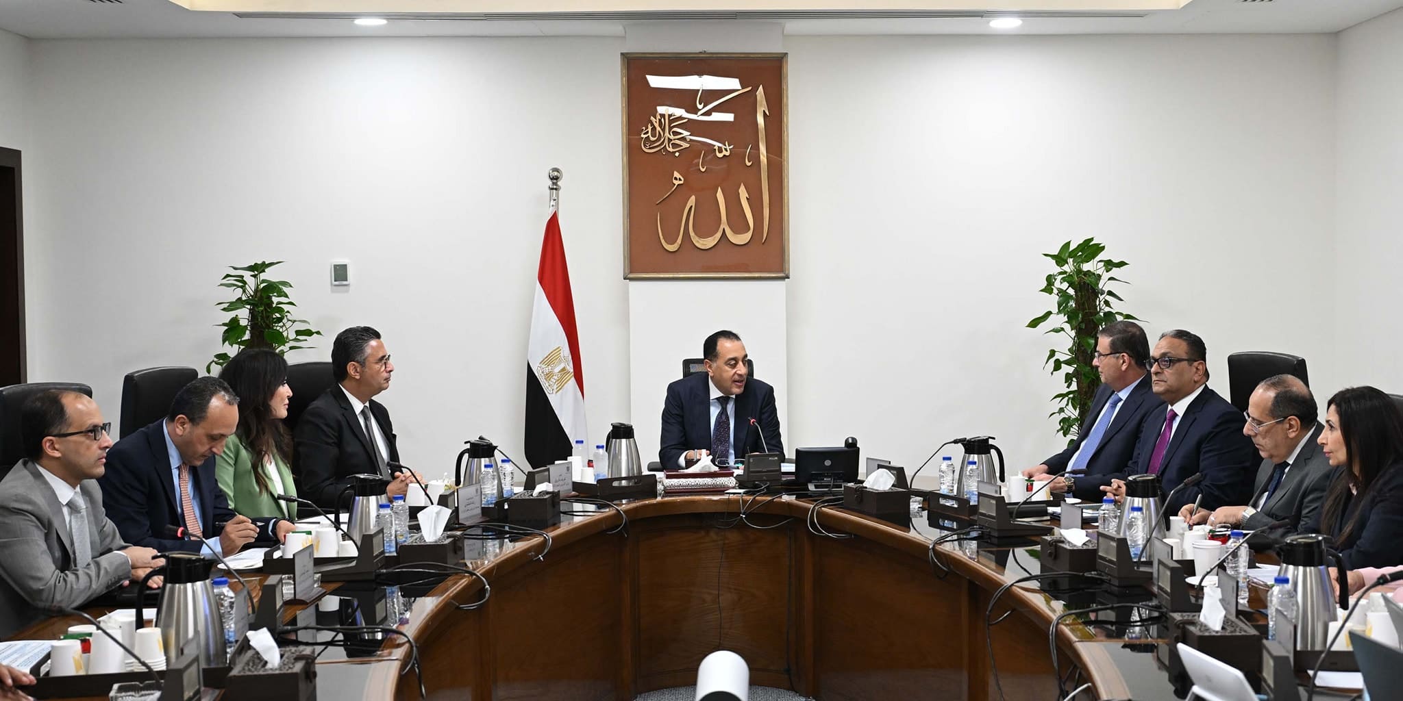 مدبولي يوجه بوضع خطة عمل واضحة لدعم صناعة السكر وتعزيز الأمن الغذائي