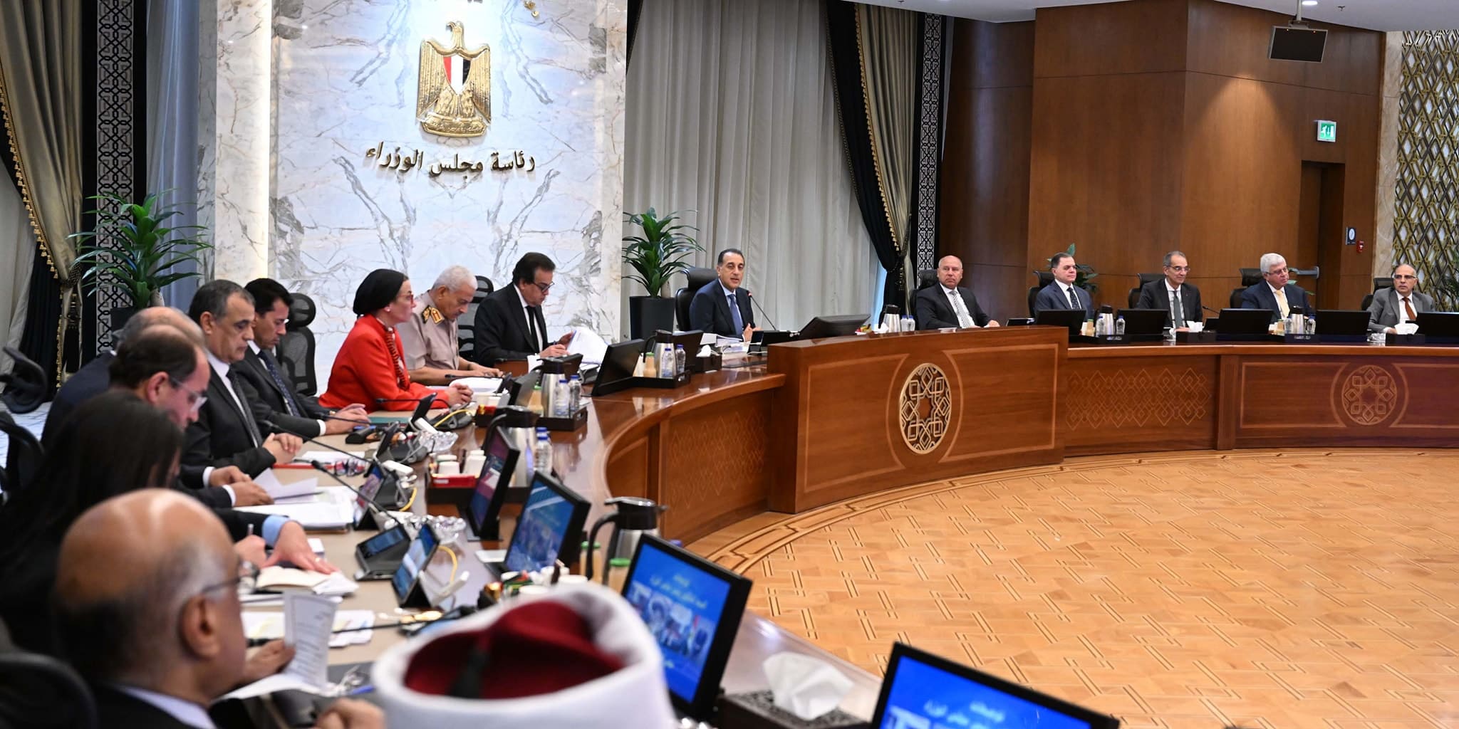 الحكومة توافق على 5 مشروعات لالتزامات بترولية بين هيئة البترول وشركات عالمية
