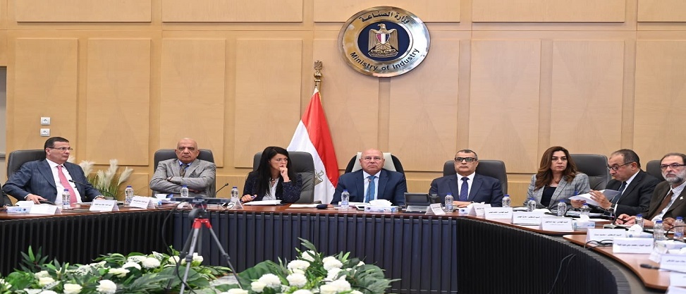 المجموعة الوزارية للتنمية الصناعية توافق على إنشاء أربع مناطق حرة عامة جديدة