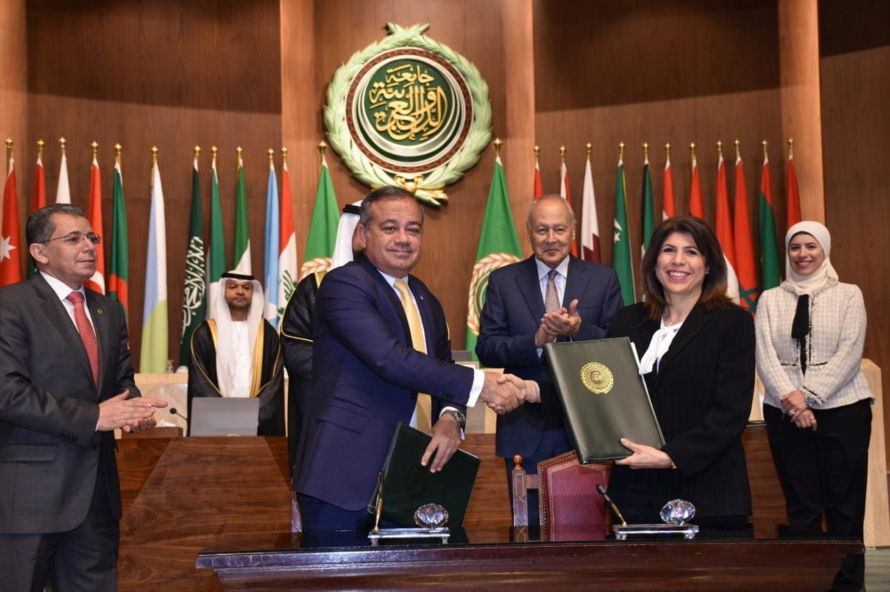 تكريم الرئيس التنفيذي لأبو ظبي الإسلامي مصر كأحد أبرز قادة الاستدامة المؤثرين بالمنطقة العربية